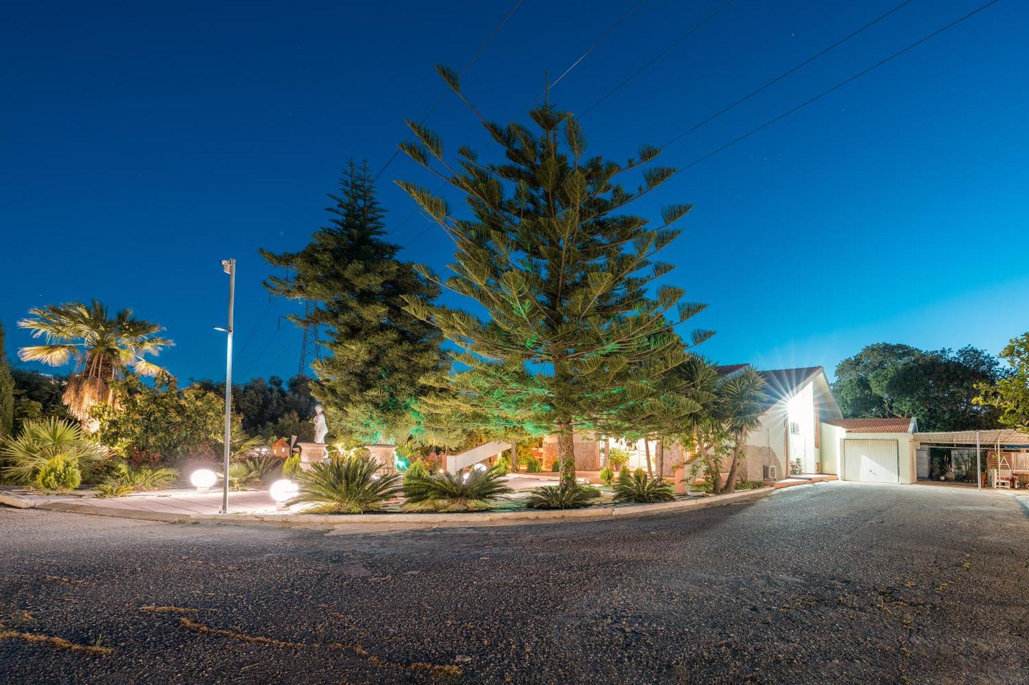 Artzy Villa Rhodes City Esterno foto