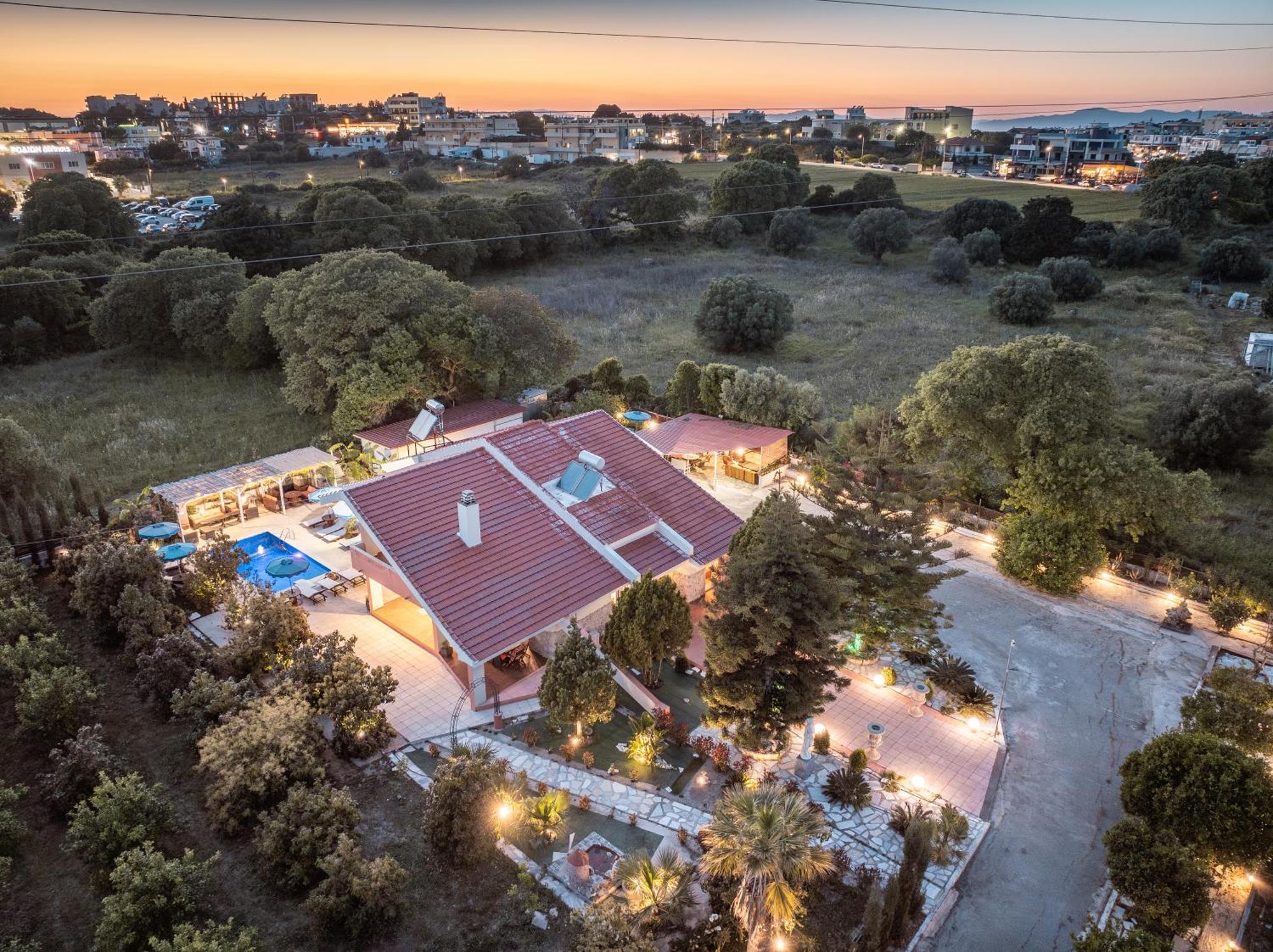 Artzy Villa Rhodes City Esterno foto