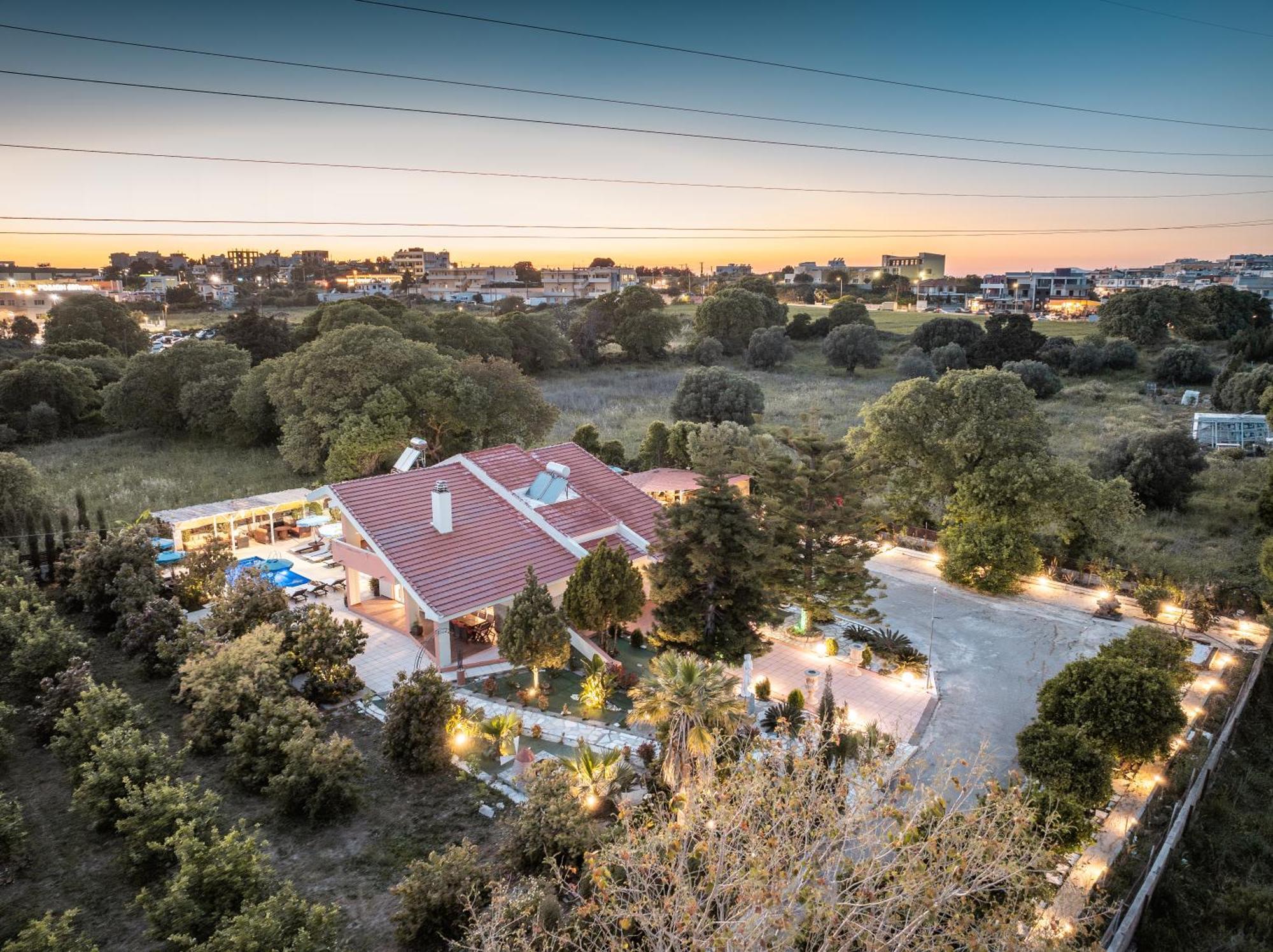 Artzy Villa Rhodes City Esterno foto